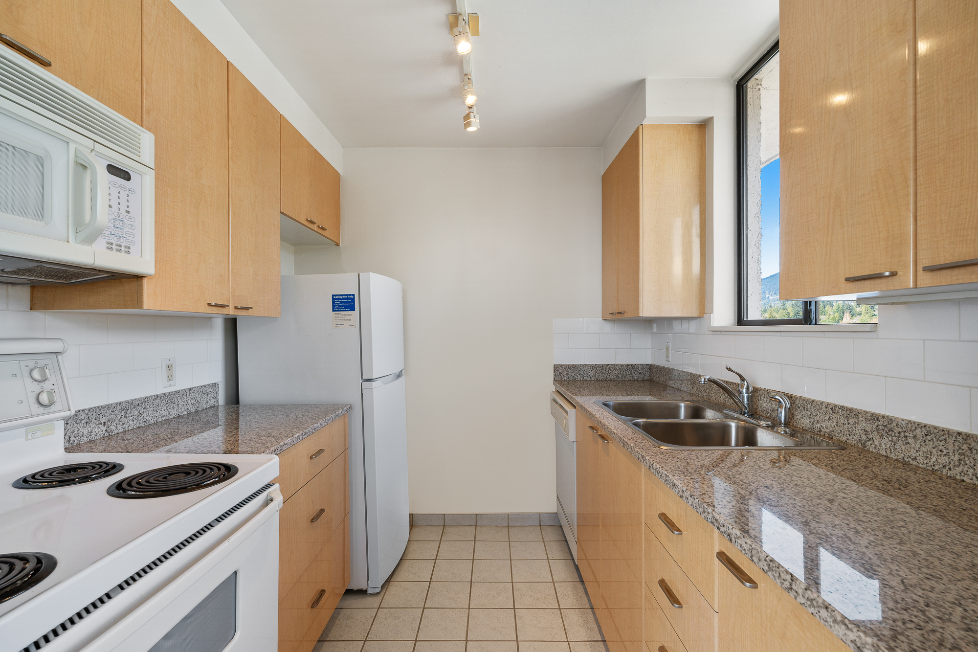 #1405 - 555 13th Street